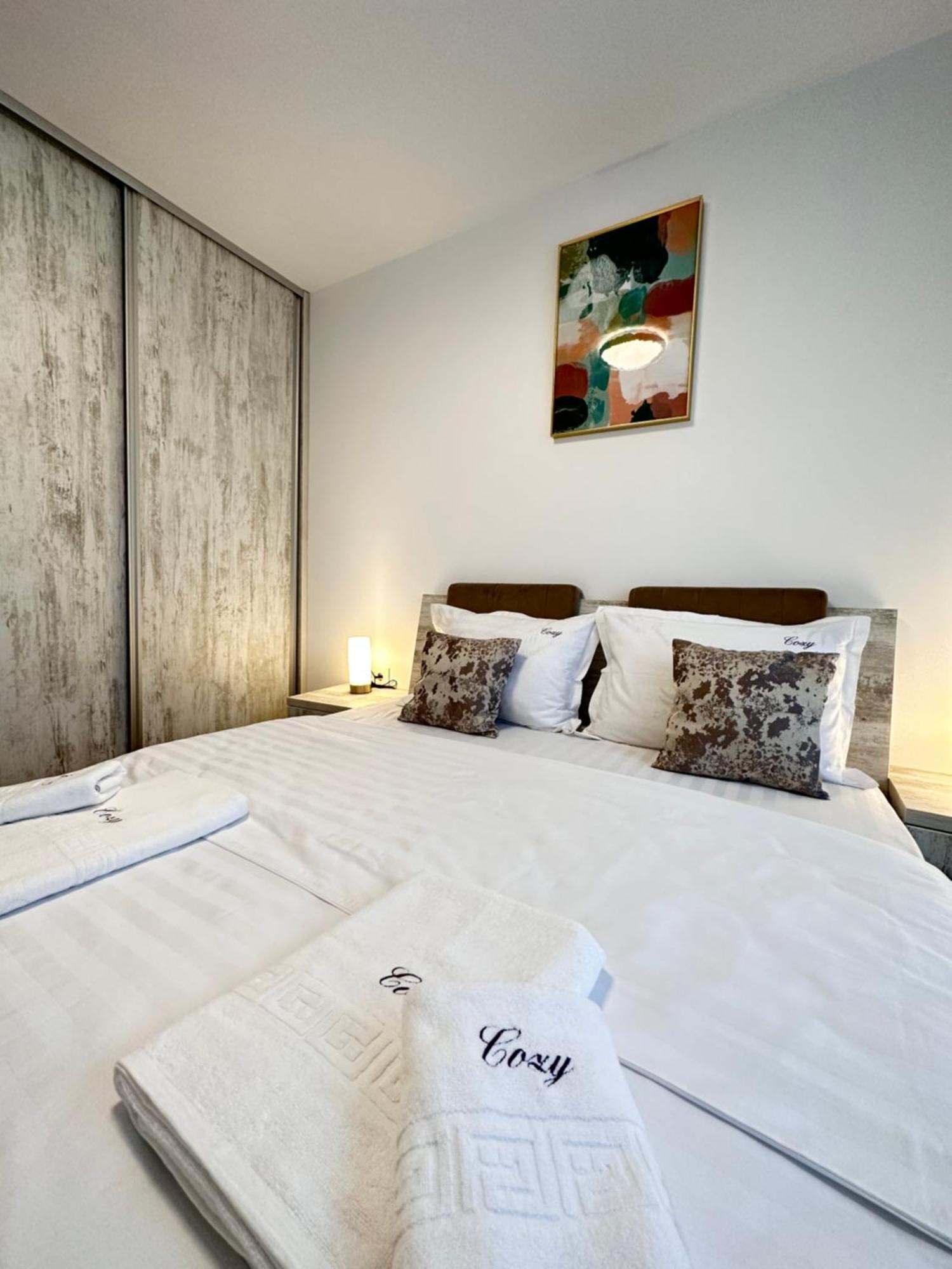 Deluxe Cozy Apartments - Coresi Mall #Braszów Zewnętrze zdjęcie